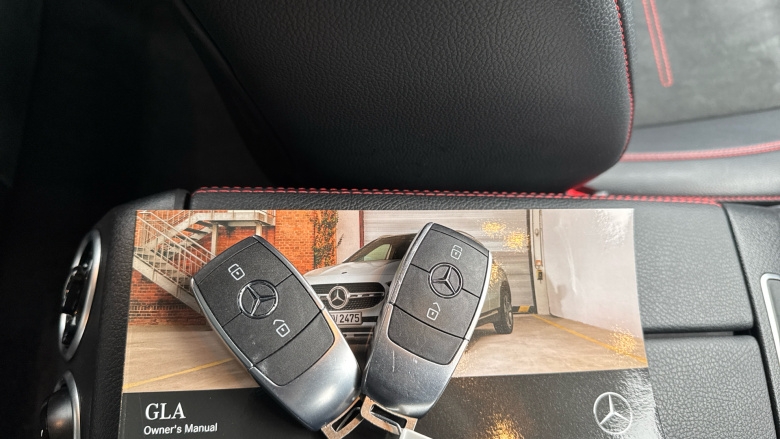 Mercedes-Benz GLA 220d 4Matic AMG Line Premium Plus 5dr Auto Diesel Hatchback